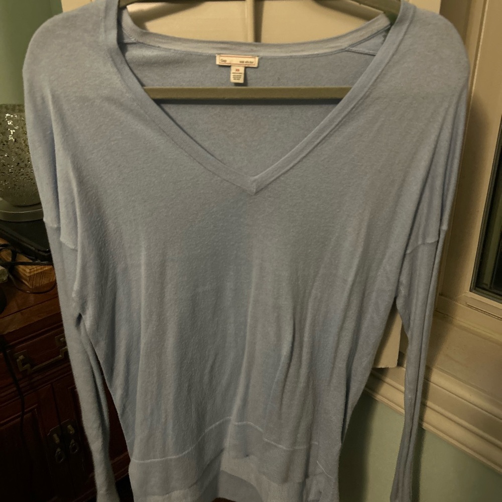 Soft Blue V-Neck Long Sleeve Top/sweater